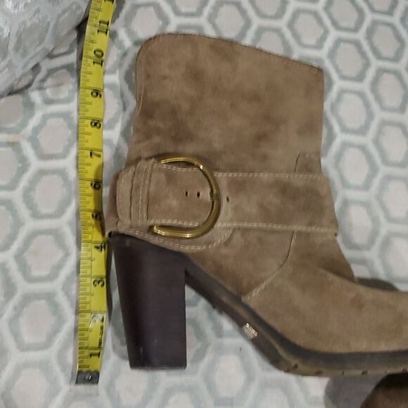 Very Volatile Brown Suede Heeled Boots Size 9 - Picture 3 of 12